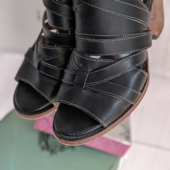 Freebird By Steven Claw Shoes - Picture 13 of 14